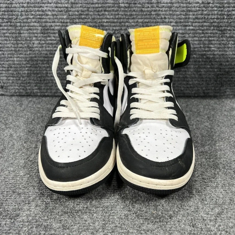 Nike Air Jordan 1 Retro High Volt Gold Shoes Mens Size 11‎ Multicolor 555088-118